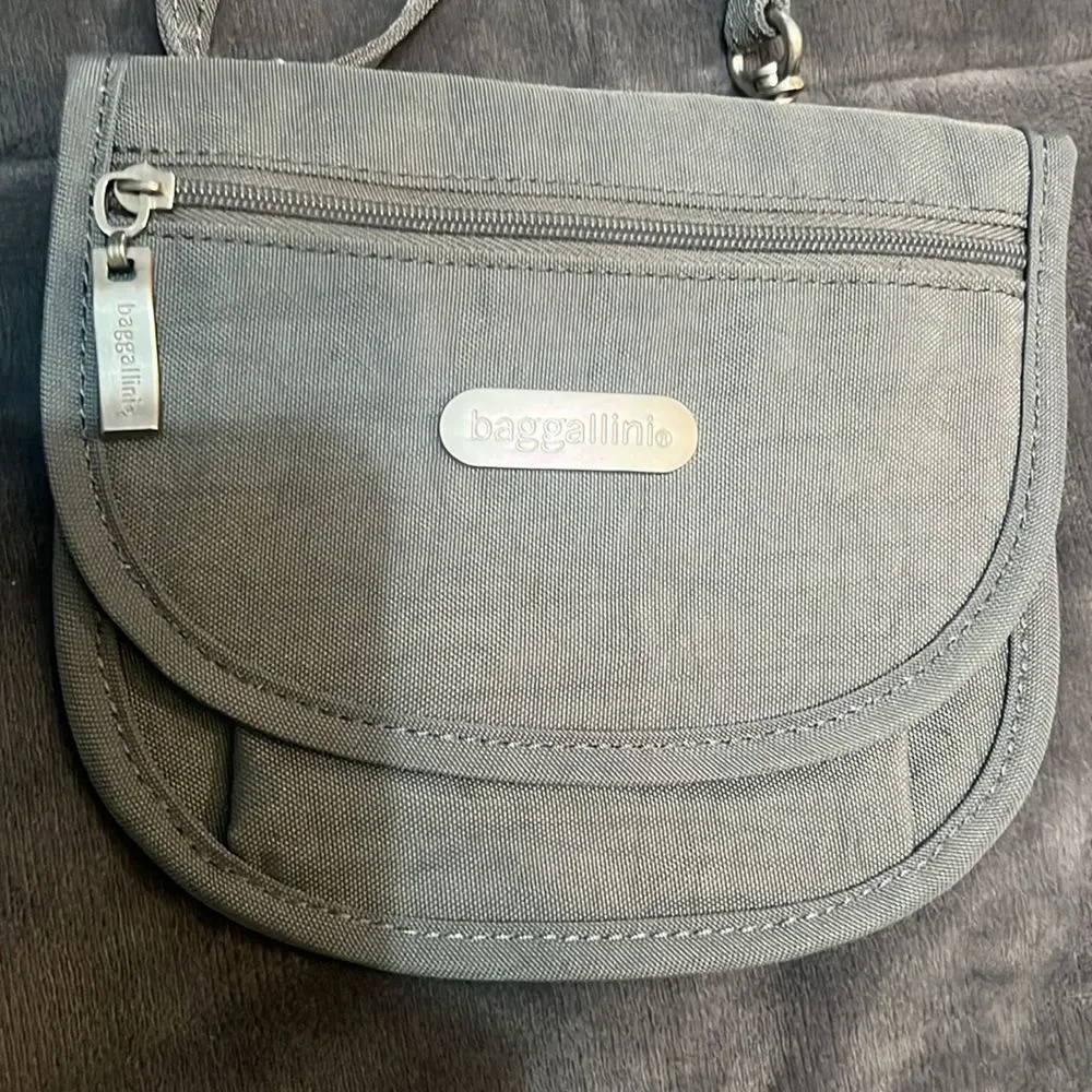 Baggallini Gray Belt Bag Adjustable Crossbody Multi Use Bag Wallet Women Unisex